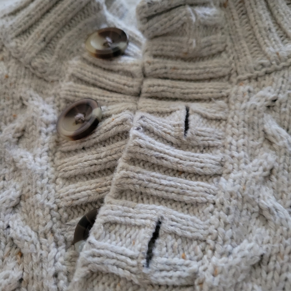 Knite Sweater - Picture 3 of 5